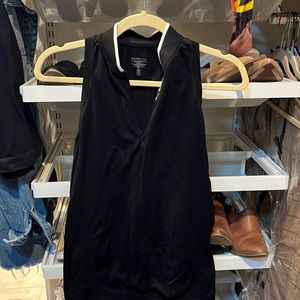 Athleta mock neck tank